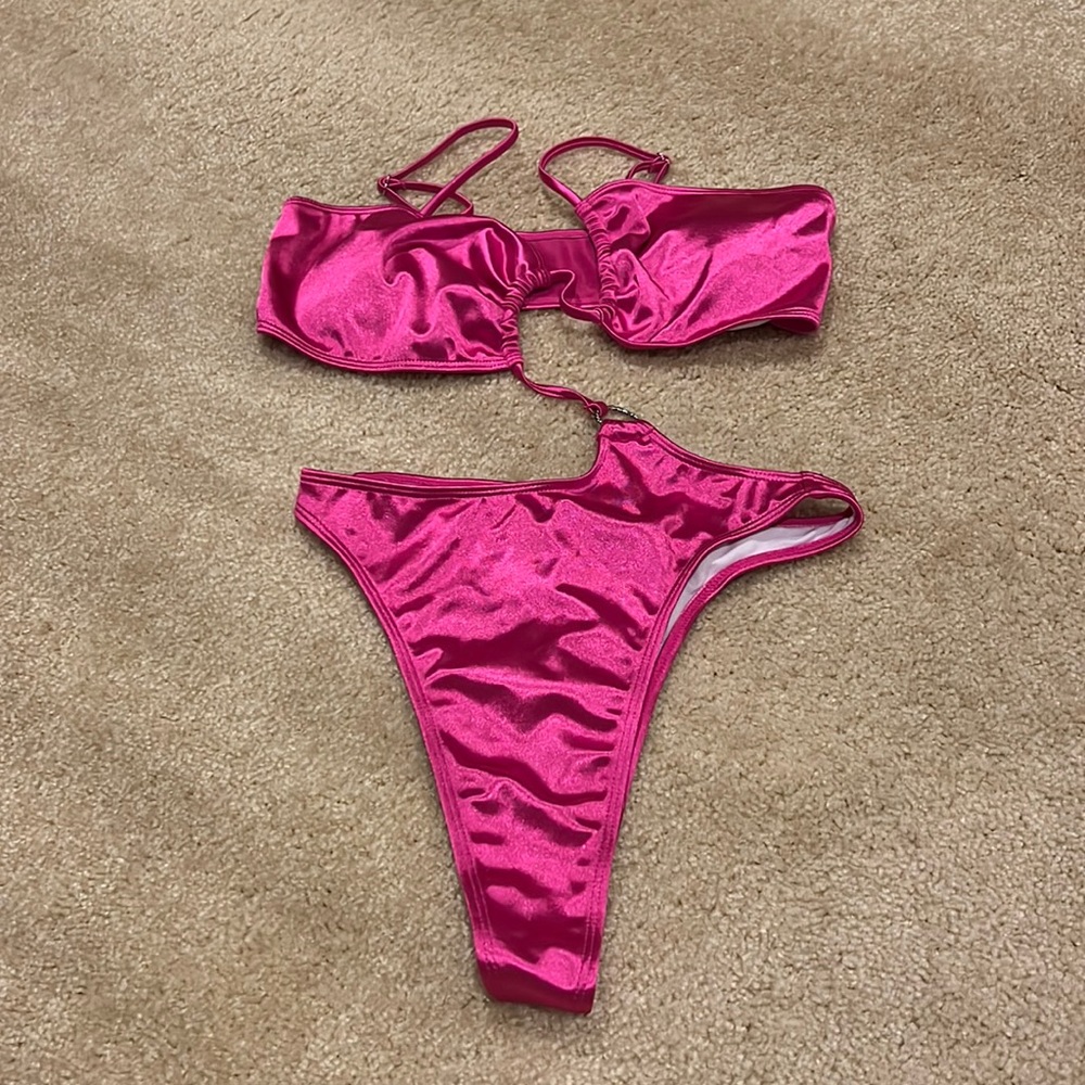 Pink 💕@FashionNova Swimsuit